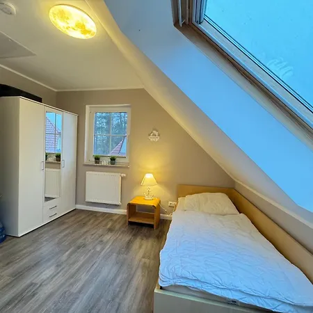 Ferienhaus Ostseewelle Fur 4 Personen In Direkter Strandnahe Zingst